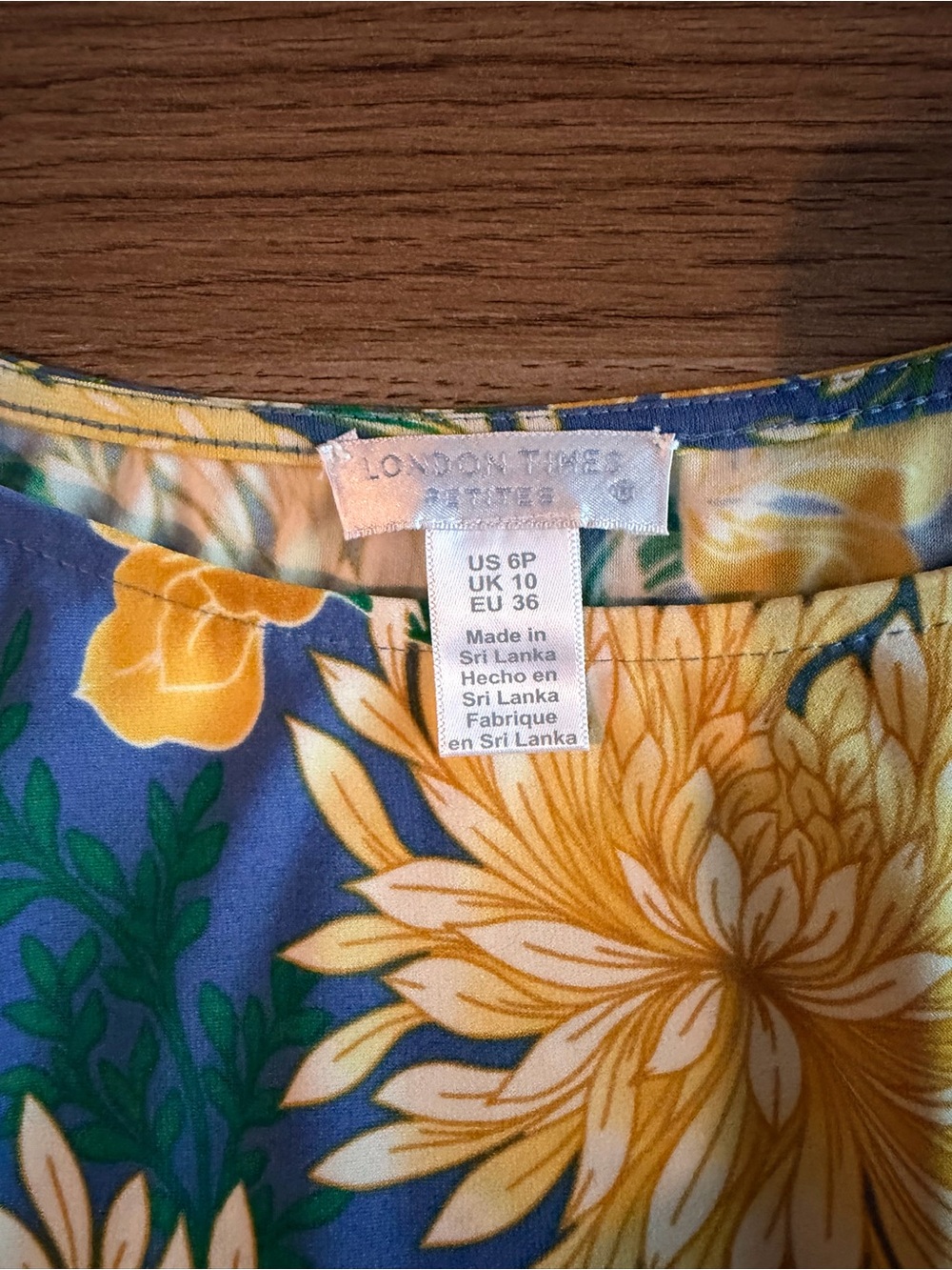 London Times Blue Shift Dress Yellow Floral Print Floral Size 6P Petite Like New - Picture 5 of 11
